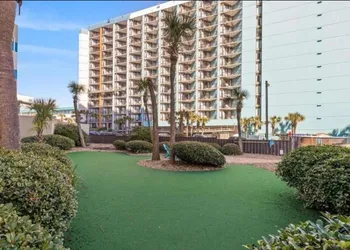 The Two Bedroom Resort hotel thumbnail 2