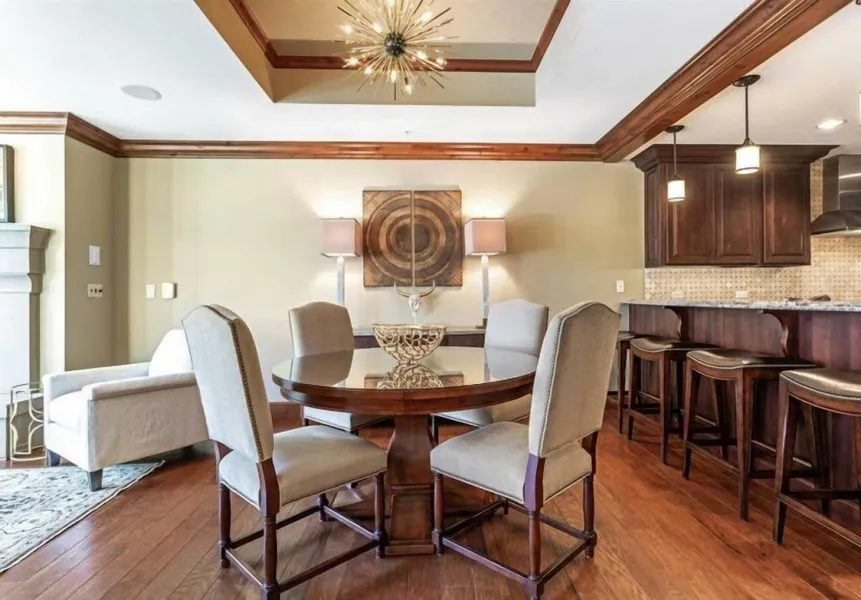 Platinum Vail Ritz-carlton 4 Bedroom Mountain Residence Just One Block From the Eagle Bahn Gondola hotel detail image 2
