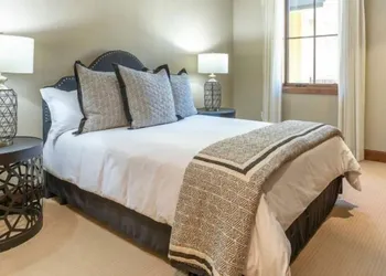 Platinum Vail Ritz-carlton 4 Bedroom Mountain Residence Just One Block From the Eagle Bahn Gondola hotel thumbnail 6