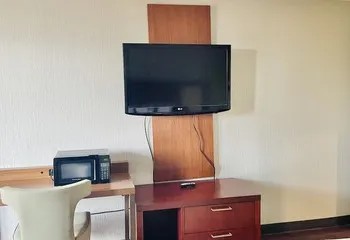 North Villa Inn hotel thumbnail 2