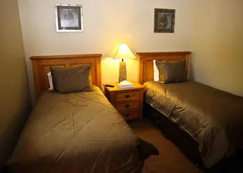 Eagle Run 204 hotel thumbnail 5