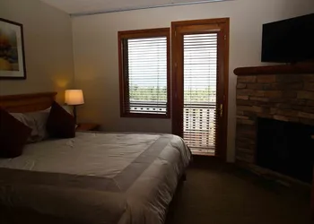 Eagle Run 204 hotel thumbnail 7