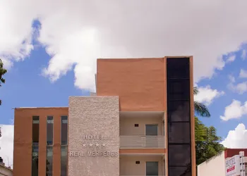 Hotel Real Mercedes hotel thumbnail 3