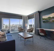Courtyard by Marriott Marina del Rey hotel detail image 7