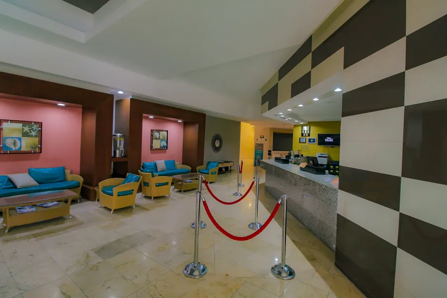 Oceano Palace Beach Resort hotel detail image 2