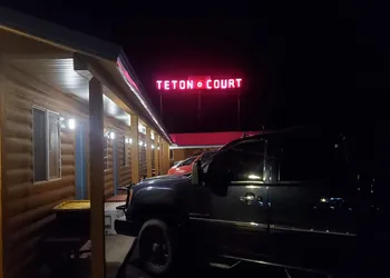 Teton Court Motel hotel thumbnail 3