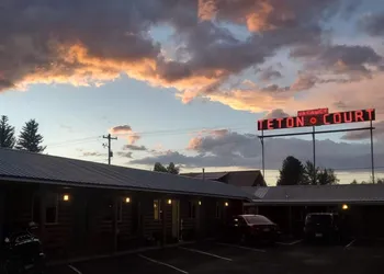 Teton Court Motel hotel thumbnail 6