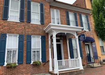 The Amberson House Bed & Breakfast hotel thumbnail 4