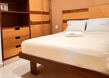 JP Hotels & Suites hotel thumbnail 7
