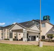 Quality Inn & Suites Fort Worth - Fossil Creek hotel detail image 3
