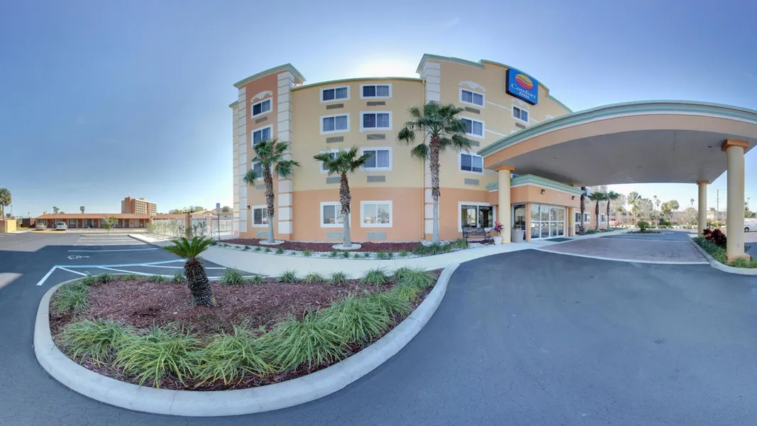 Comfort Inn Kissimmee-Lake Buena Vista South hotel detail image 2