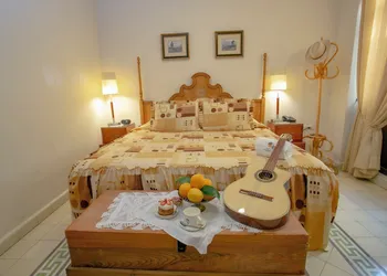 Hotel Casa Naranjos hotel thumbnail 8