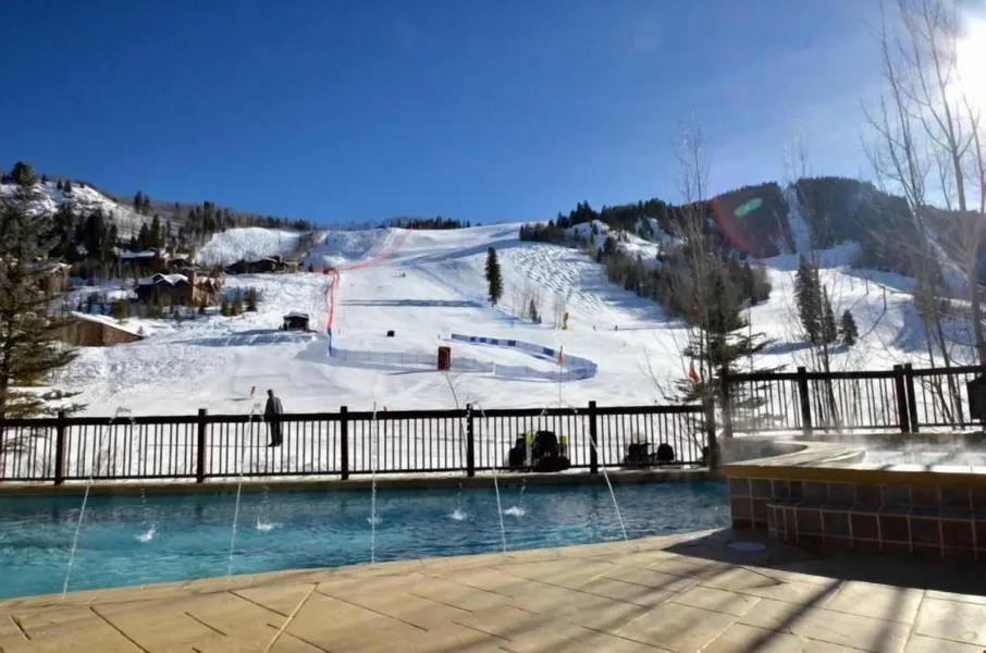 Aspen Ritz-carlton 3 Bedroom Residence - Ski In, Ski-out hotel detail image 2