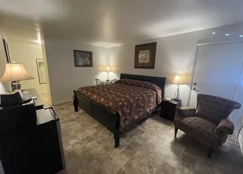 Rodeway Inn hotel thumbnail 8