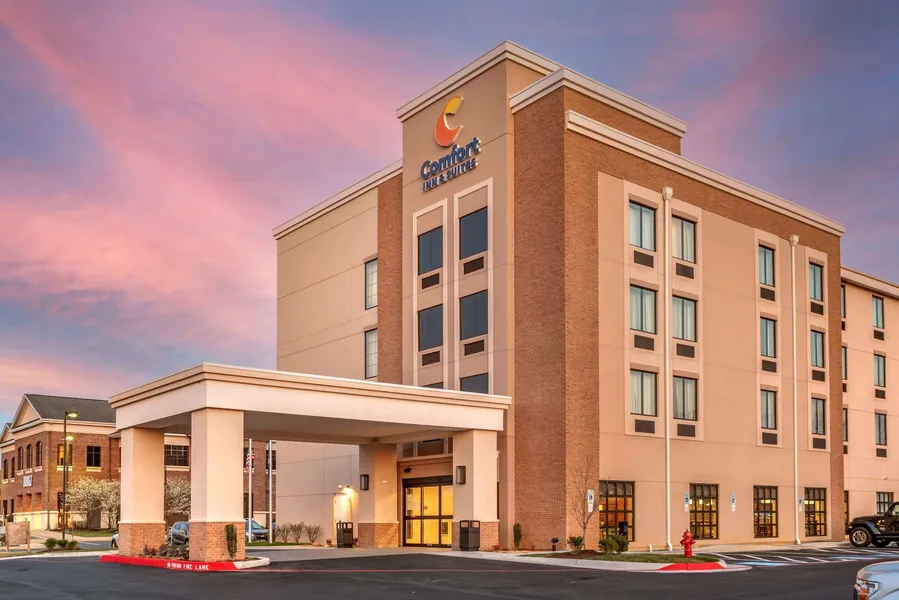 Comfort Inn & Suites Harrisonburg hotel detail image 2
