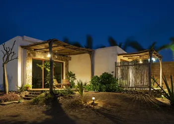 Toninas México hotel thumbnail 2