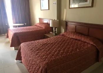 Hotel Plaza Riviera hotel thumbnail 6