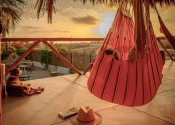 Casa Rancho hotel thumbnail 2