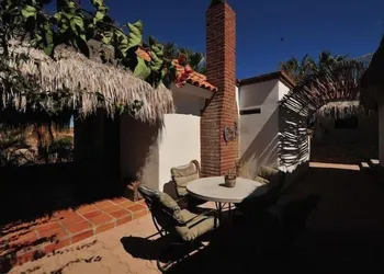 Casa Rancho hotel thumbnail 4