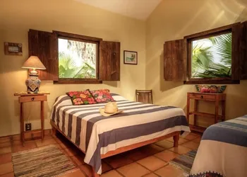Casa Rancho hotel thumbnail 6
