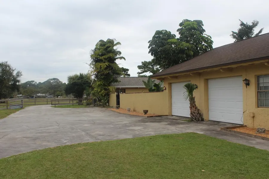 OYO Family Ranch at Melbourne FL hotel detail image 2