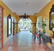 El Encanto Inn hotel detail image 7