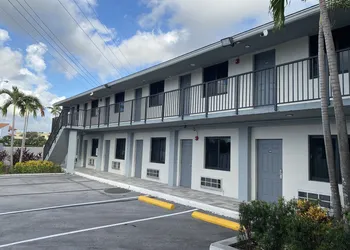Hialeah Airport Motel hotel thumbnail 2
