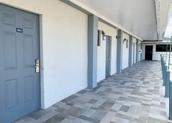 Hialeah Airport Motel hotel thumbnail 7