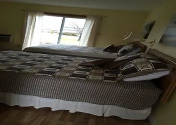 Inn at the Hilton Beach by Elevate Rooms hotel thumbnail 6