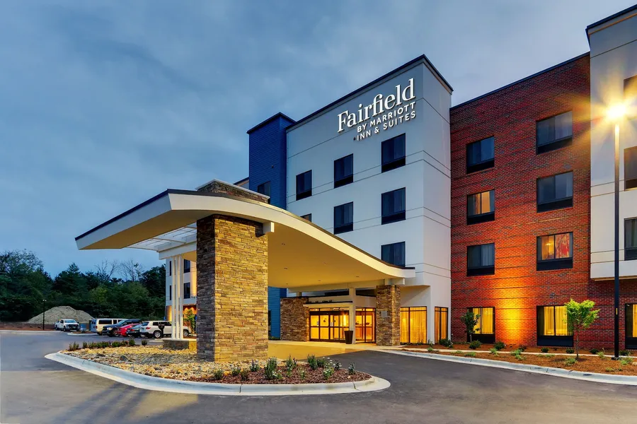 Fairfield Inn & Suites by Marriott Asheville Weaverville hotel detail image 2