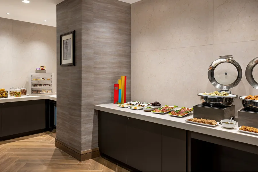 Marriott New York JFK Airport hotel detail image 6