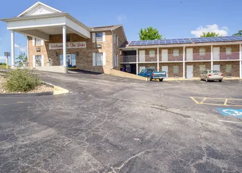 Hotel Osage Beach by the Lake of the Ozarks hotel thumbnail 5