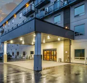 Quality Inn Sunshine Suites hotel detail image 4