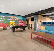Tru by Hilton Portland Airport hotel detail image 5
