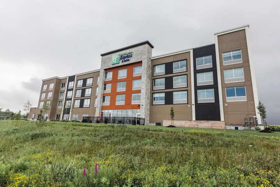 Holiday Inn Express & Suites Welland by IHG hotel detail image 2