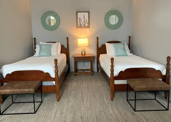 The Naples Hotel hotel thumbnail 6