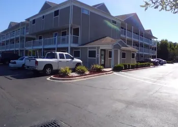 InTown Suites Extended Stay Jacksonville Fl- Atlantic Blvd hotel thumbnail 2