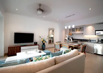 Pavilion One Bedroom - Adults Only hotel thumbnail 7