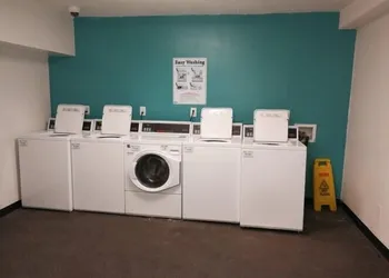 InTown Suites Extended Stay Louisville KY - Preston Hwy hotel thumbnail 3