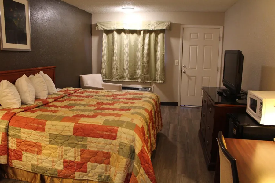 Regency Inn hotel detail image 2