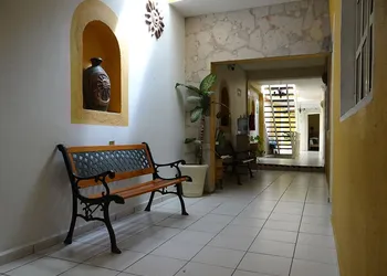 Pequeno Gran Hotel hotel thumbnail 4