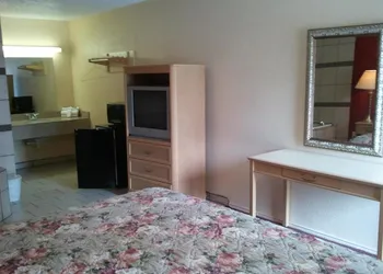 Motel 6 Dallas TX hotel thumbnail 2