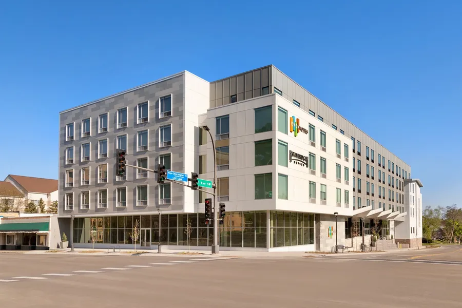 Staybridge Suites Rochester - Mayo Clinic Area by IHG hotel detail image 6