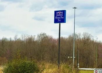 Happy Stay Inn Madisonville I-69 By OYO hotel thumbnail 3