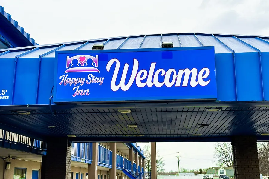 Happy Stay Inn Madisonville I-69 By OYO hotel detail image 6