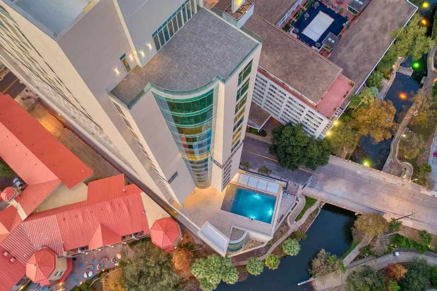 Thompson San Antonio - Riverwalk, by Hyatt hotel detail image 2