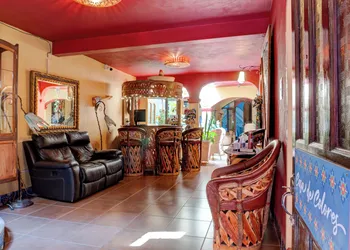 Casa de Colores hotel thumbnail 2