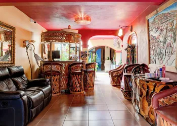 Casa de Colores hotel thumbnail 3