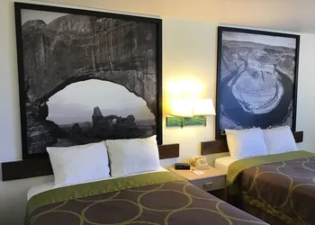 Arch Canyon Inn hotel thumbnail 5