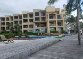 Ocean Front El Faro Reef 304 hotel thumbnail 2